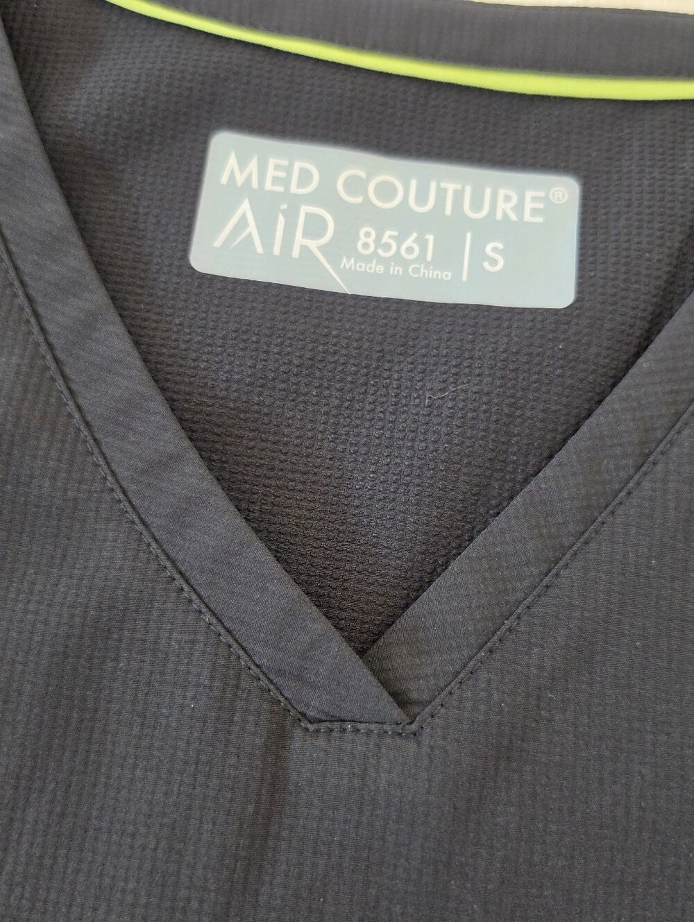 MED COUTURE AIR Scrub Set in Black with Lime Accents SMALL - Picture 2 of 10